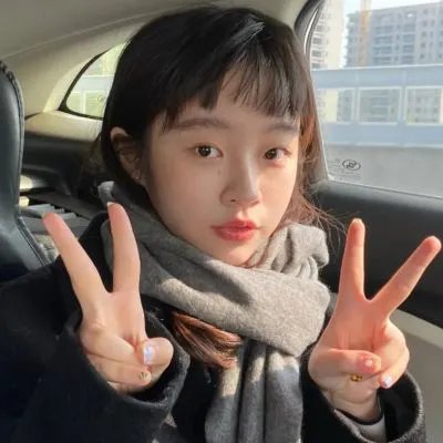 不认识的女友